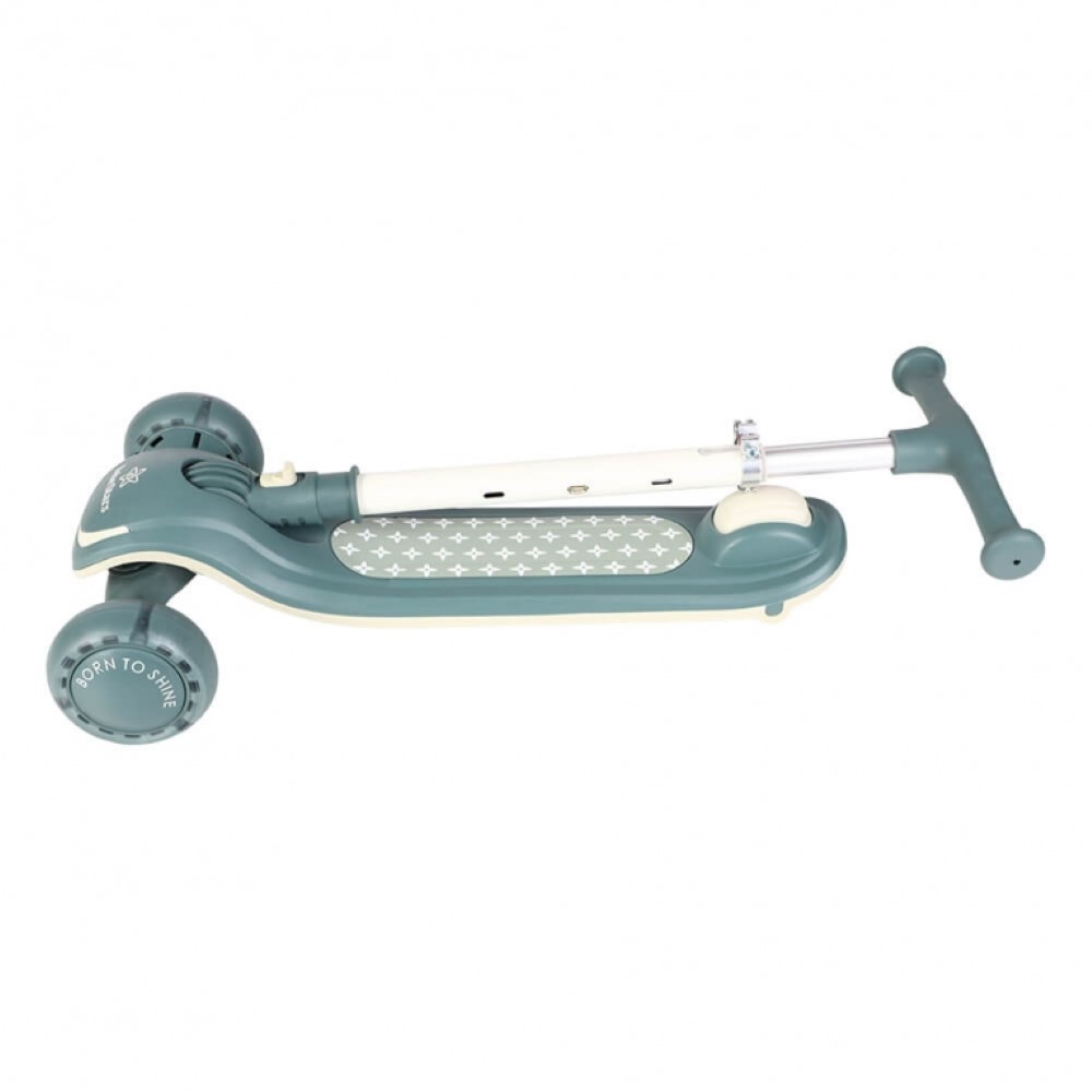 Η φωτογραφία δείχνει Το νέο πατίνι X-Ride της Bebe Stars είναι η καλύτερη συντροφιά των παιδιών σας, ώστε να διασκεδάζουν καθημερινά.