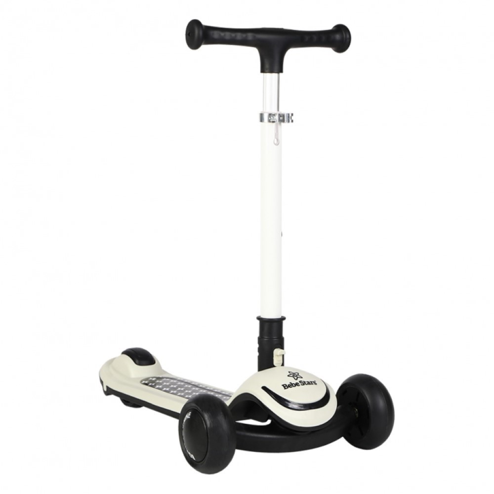 Η φωτογραφία δείχνει Το νέο πατίνι X-Ride της Bebe Stars είναι η καλύτερη συντροφιά των παιδιών σας, ώστε να διασκεδάζουν καθημερινά.