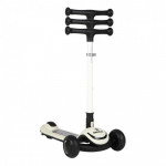 Η φωτογραφία δείχνει Το νέο πατίνι X-Ride της Bebe Stars είναι η καλύτερη συντροφιά των παιδιών σας, ώστε να διασκεδάζουν καθημερινά.