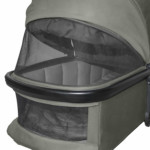 Η φωτογραφία δείχνει Μια εξαιρετική νέα προσθήκη ήρθε στην οικογένεια της Bebe Stars με σκοπό να διευκολύνει κάθε γονέα!Το Mirage 2 σε 1 πολυκαρότσι είναι στυλάτο, μοντέρνο, άνετο, ευέλικτο και όπως πάντα ποιοτικό  με την υπογραφή της Bebe Stars!Ο καινοτόμος αυτόματος μηχανισμός Quick –Twist το