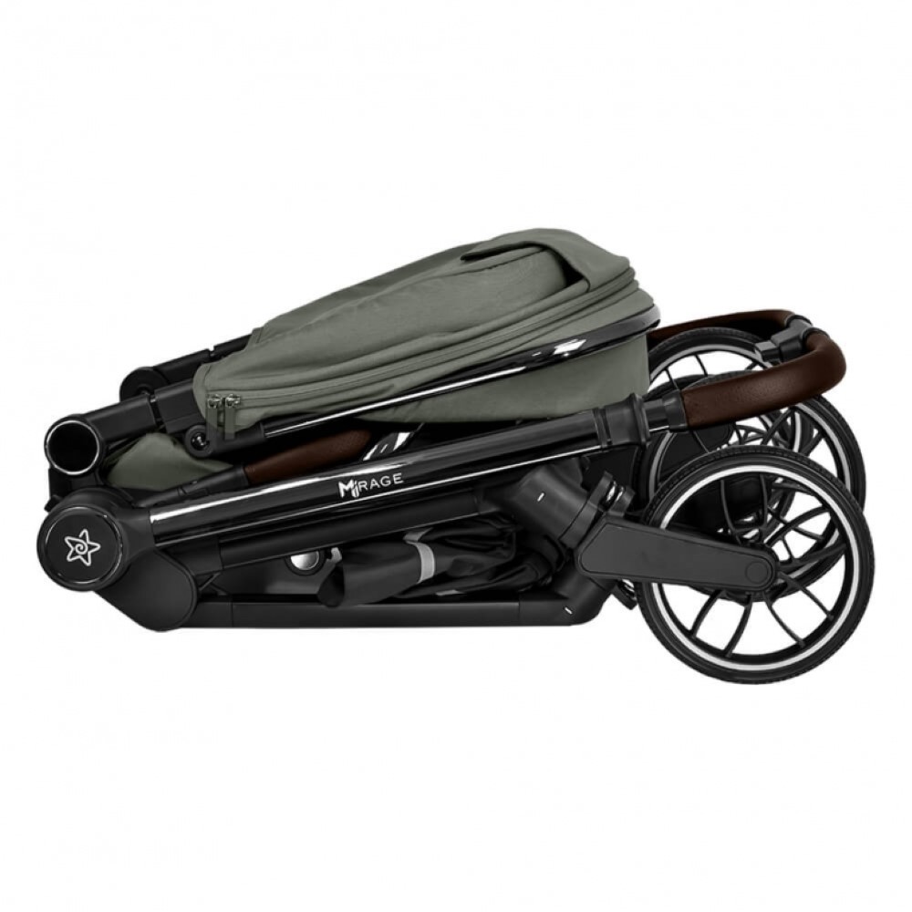 Η φωτογραφία δείχνει Μια εξαιρετική νέα προσθήκη ήρθε στην οικογένεια της Bebe Stars με σκοπό να διευκολύνει κάθε γονέα!Το Mirage 2 σε 1 πολυκαρότσι είναι στυλάτο, μοντέρνο, άνετο, ευέλικτο και όπως πάντα ποιοτικό  με την υπογραφή της Bebe Stars!Ο καινοτόμος αυτόματος μηχανισμός Quick –Twist το