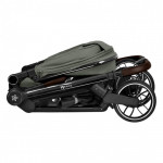 Η φωτογραφία δείχνει Μια εξαιρετική νέα προσθήκη ήρθε στην οικογένεια της Bebe Stars με σκοπό να διευκολύνει κάθε γονέα!Το Mirage 2 σε 1 πολυκαρότσι είναι στυλάτο, μοντέρνο, άνετο, ευέλικτο και όπως πάντα ποιοτικό  με την υπογραφή της Bebe Stars!Ο καινοτόμος αυτόματος μηχανισμός Quick –Twist το