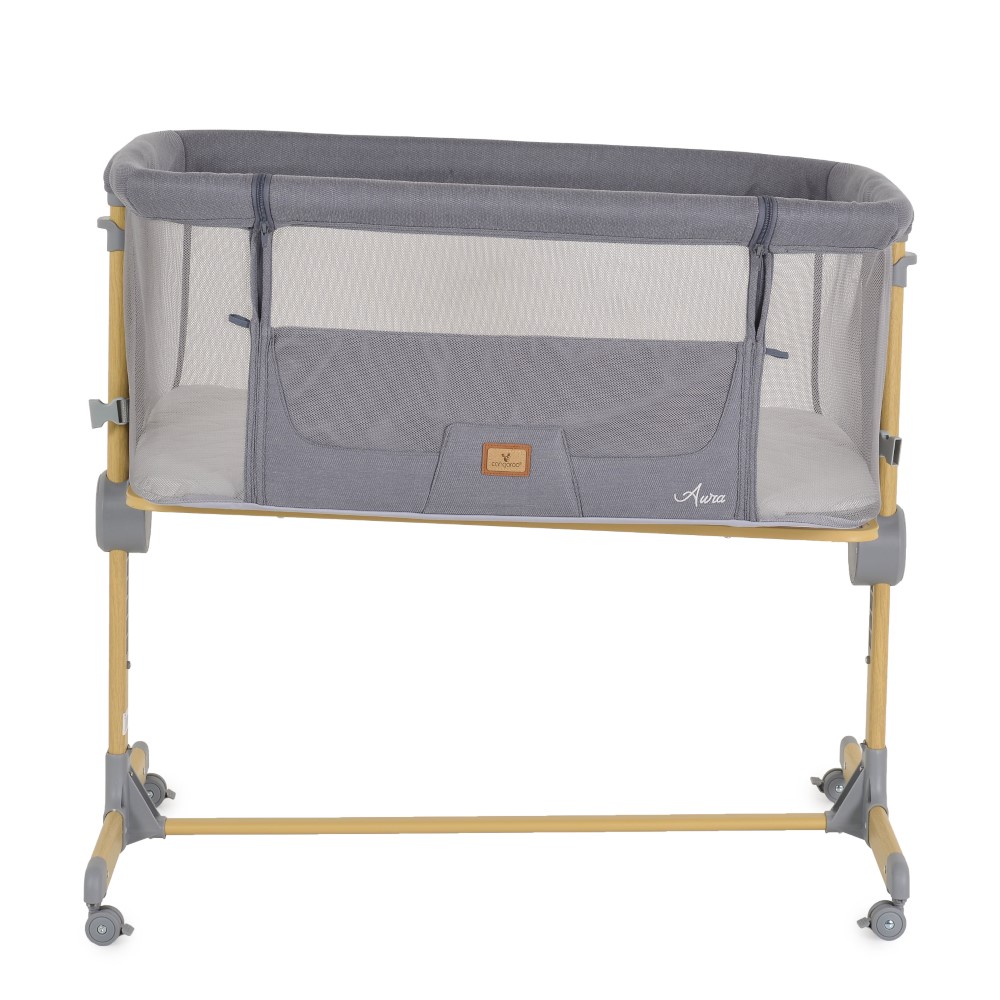 Το Aura Baby Bed δημιουργείται με προσοχή στην κάθε λεπτομέρεια, διασφαλίζοντας ότι το μωρό σας είναι πάντα κοντά σας! Πρακτικό, άνετο και ασφαλές, αυτό το πολυλειτουργικό βρεφικό κρεβάτι είναι η τέλεια λύση για τον ήρεμο ύπνο του παιδιού σας.