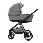 Η φωτογραφία δείχνει Πολυκαρότσι της εταιρείας Lorelli 2 σε 1 με κάθισμα καροτσιού και ξεχωριστή καλαθούμε με σκληρή βάσηΑναλυτικά χαρακτηριστικά:&nbsp;Πλαίσιο αλουμινίουΣακίδιο πλάτηςΛαβή γονέα: δέρμα PUΡυθμιζόμενη πλάτη με μηχανισμό - 3 θέσεωνΜεγάλο καλάθι αγορώνΑφαιρούμενη μπροστινή μπάραΠίσω τρο