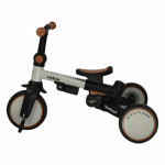 Η φωτογραφία δείχνει Ετοιμαστείτε μικροί και μεγάλοι για τις πιο συναρπαστικές βόλτες σε κάθε γωνιά της πόλης με το νέο τρίκυκλο Urban της Bebe Stars!Ένα πολυχρηστικό μοντέλο, καθώς χρησιμοποιείται με 7 διαφορετικούς τρόπους και συντροφεύει το παιδάκι σας για χρόνια σε κάθε του βήμα.