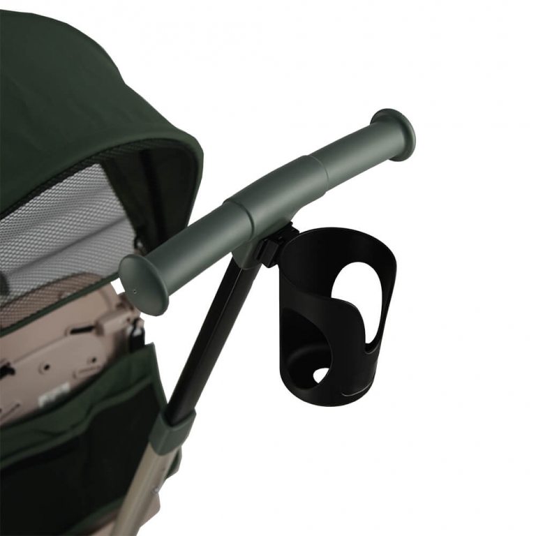 Ετοιμαστείτε μικροί και μεγάλοι για τις πιο συναρπαστικές βόλτες σε κάθε γωνιά της πόλης με το νέο τρίκυκλο Urban της Bebe Stars!Ένα πολυχρηστικό μοντέλο, καθώς χρησιμοποιείται με 7 διαφορετικούς τρόπους και συντροφεύει το παιδάκι σας για χρόνια σε κάθε του βήμα.