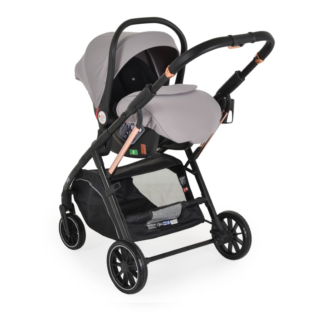 Το καρότσι Bingo 2-σε-1 της Moni είναι η τέλεια λύση για γονείς που αναζητούν άνεση, λειτουργικότητα και ασφάλεια.