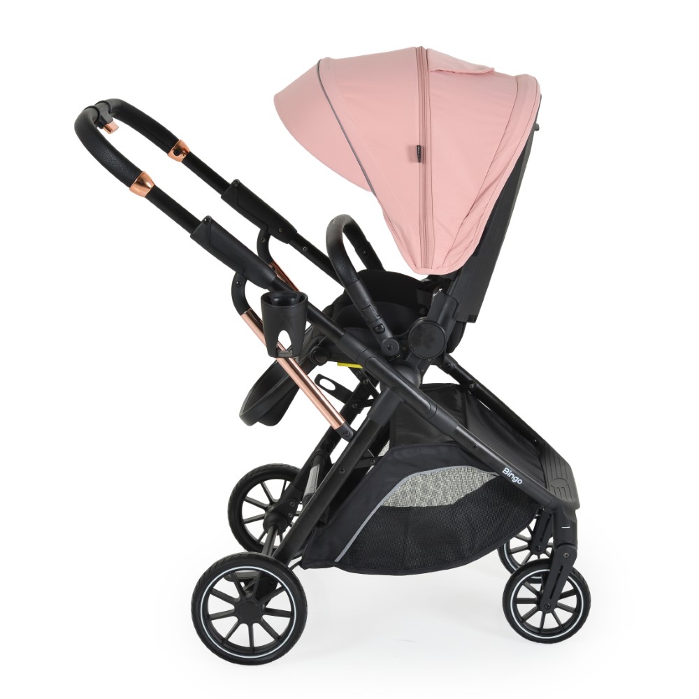 Η φωτογραφία δείχνει Το καρότσι Bingo 2-σε-1 της Moni είναι η τέλεια λύση για γονείς που αναζητούν άνεση, λειτουργικότητα και ασφάλεια.