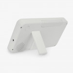 Η φωτογραφία δείχνει Παρακολουθήστε προσεκτικά το μωρό σας με το Video Baby Monitor 5'' RHEN, που προσφέρει προηγμένη τεχνολογία και εύχρηστες λειτουργίες για να εξασφαλίσετε την ηρεμία των γονιών.