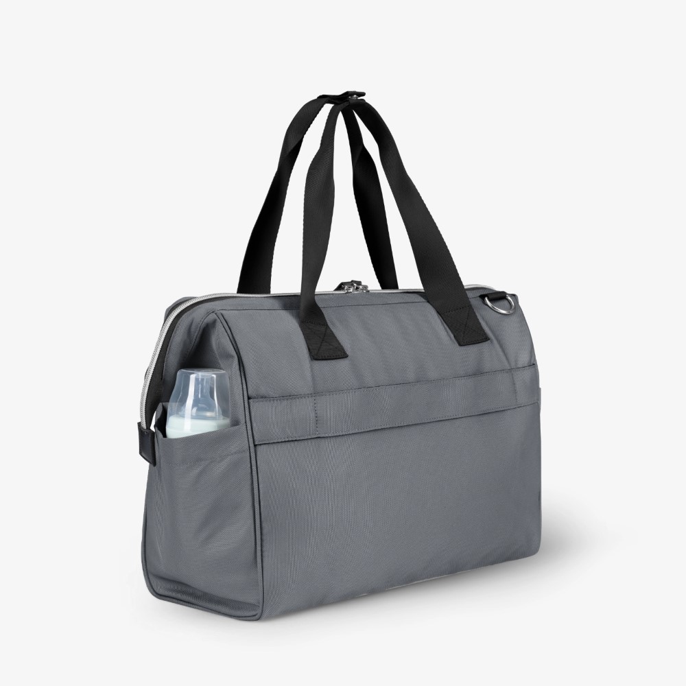 Βγείτε με στυλ και πρακτικότητα με τη μαμά τσάντα MAXI.