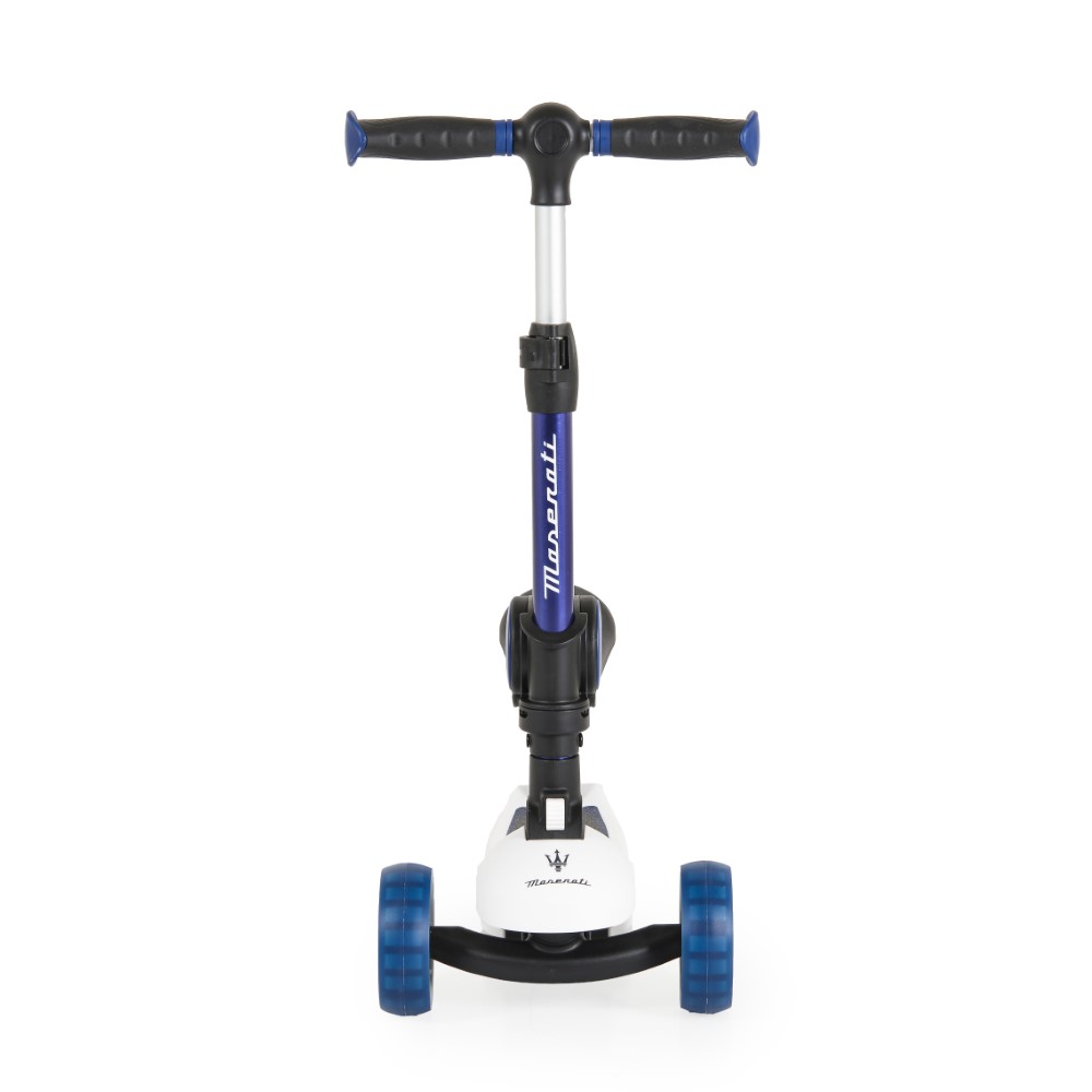 Αδειοδοτημένο σκούτερ από τη Maserati S.