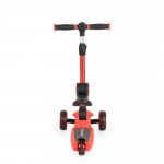 Η φωτογραφία δείχνει Αδειοδοτημένο σκούτερ από τη Maserati S.