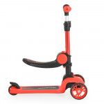 Η φωτογραφία δείχνει Αδειοδοτημένο σκούτερ από τη Maserati S.