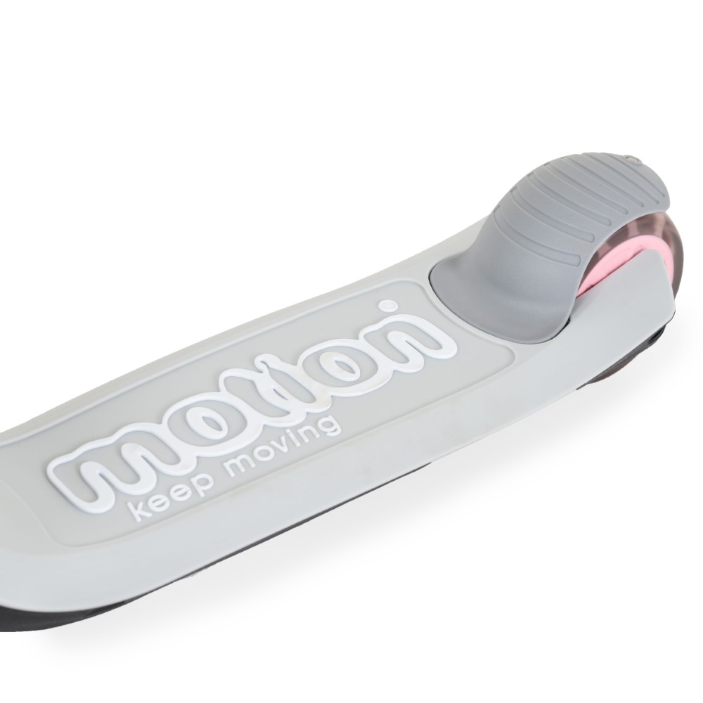 Η φωτογραφία δείχνει Πτυσσόμενο σκούτερ μετατρεπόμενο 4 σε 1TPR HandgripsΤιμόνι Aloy και Post SeatΣανίδα σε PP, TPR και PAΛαβή καθίσματος PP και υποπόδιοPP με φρένα Flex Steel.