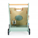 Η φωτογραφία δείχνει Ξύλινη περπατούρα με 9 διαφορετικές δραστηριότητες παιχνιδιού.