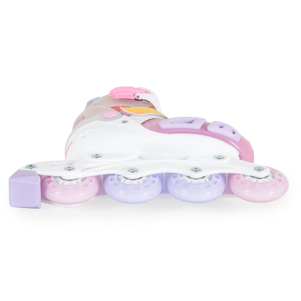 Inline Skates με τετραπλούς τροχούς κατάλληλα για αρχάριουςΚέλυφος: Υψηλής πρόσκρουσης PPΚαπάκι δακτύλων/μανσέτα: Υψηλής πρόσκρουσης PP με γκλίτερΚλείσιμο: ρυθμιζόμενες πόρπεςΜπότες επένδυσης: ντεγκραντέ χρώμα γκλίτερ + αναπνεύσιμο βελούδο με επένδυση από αφρώδες υλικό έως και υλικό έγχυσης (SS2mm P