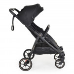 Η φωτογραφία δείχνει Καρότσι διδύμων της εταιρείας Kikka Boo με ισχυρό και ελαφρύ πλαίσιο αλουμινίου.