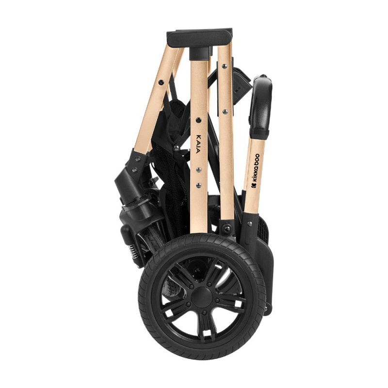 Καρότσι 3 σε 1 της εταιρείας Kikka Boo με ελαφρύ ατσάλινο σκελετό και εύκολο μετρατρέψιμο κάθισμα σε καλαθούνα.