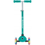 Globber Scooter Primo Lights V2 Emeral Green (423-607-4)Πατενταρισμένο κουμπί κλειδώματος τιμονιού που σταθεροποιεί το σύστημα διεύθυνσης των δύο μπροστινών τροχών ώστε να κινείται μόνο προς τα εμπρός και προς τα πίσω, βοηθώντας τα παιδιά να μάθουν να ισορροπούν.