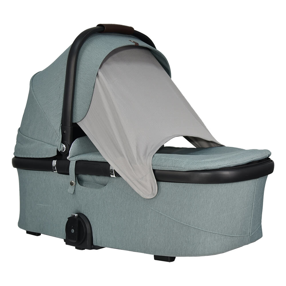 Πολυκαρότσι της εταιρείας Bebe Stars.