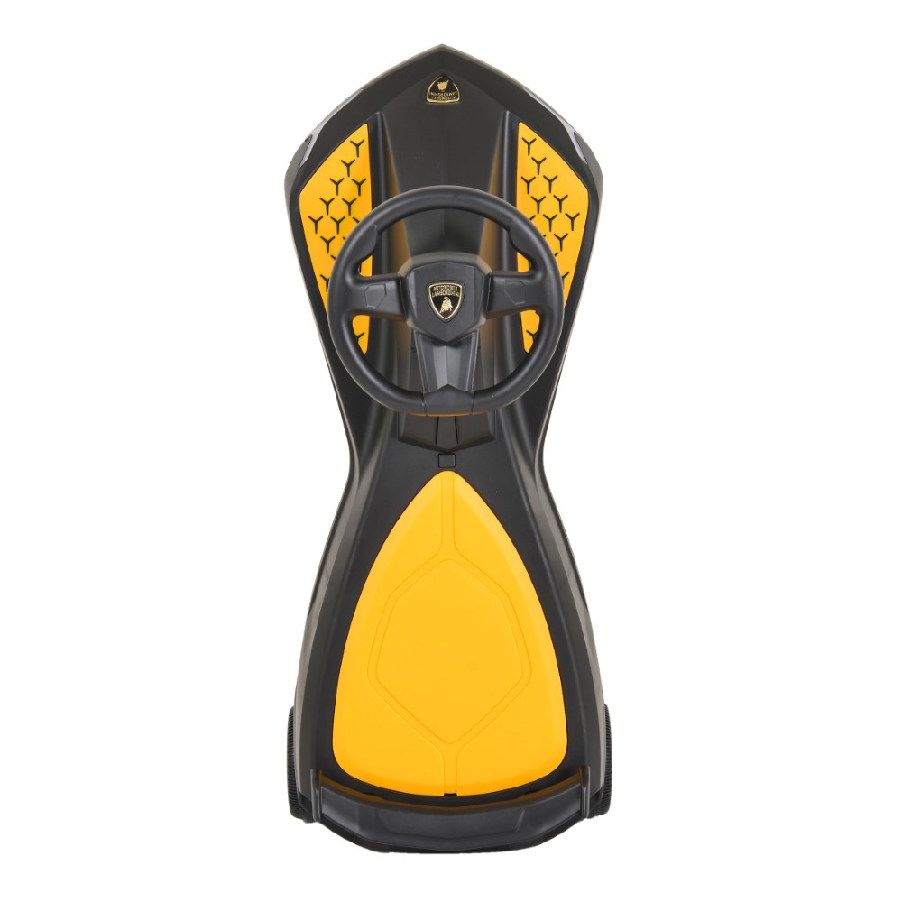 Η φωτογραφία δείχνει Το παιδικό αυτοκίνητο Lamborghini είναι σχεδιασμένο για νέους λάτρεις του αυτοκινήτου.