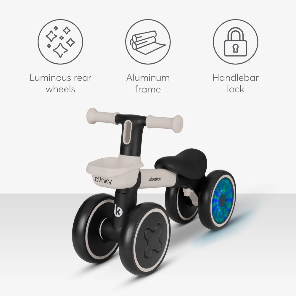 Το BLINKY Ride-On είναι σχεδιασμένο για μικρούς εξερευνητές ηλικίας 1 έως 3 ετών, μετατρέποντας κάθε βόλτα σε μια διασκεδαστική εμπειρία που συμβάλλει στην ανάπτυξη της αυτοπεποίθησης, της ισορροπίας και του συντονισμού.