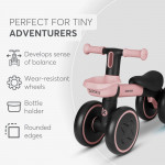 Η φωτογραφία δείχνει Το BLINKY Ride-On είναι σχεδιασμένο για μικρούς εξερευνητές ηλικίας 1 έως 3 ετών, μετατρέποντας κάθε βόλτα σε μια διασκεδαστική εμπειρία που συμβάλλει στην ανάπτυξη της αυτοπεποίθησης, της ισορροπίας και του συντονισμού.