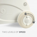 Το TROLIE 4in1 είναι ένας καινοτόμος περιπατητής ώθησης ιδανικός για νήπια ηλικίας 1 έως 3 ετών που προσφέρει μια ποικιλία τρόπων παιχνιδιού που διεγείρουν τη δημιουργικότητα και υποστηρίζουν την ανάπτυξη των κινητικών δεξιοτήτων του παιδιού σας.