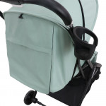 Η φωτογραφία δείχνει Το νέο βελτιωμένο καρότσι City Plus της Bebe Stars είναι ελαφρύ, άνετο, ευέλικτο και εύκολο στη χρήση.