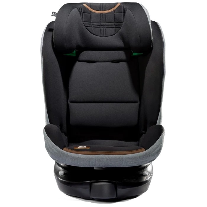 ΠΕΡΙΣΤΡΕΦΕΤΑΙ ΚΑΙ ΜΕΓΑΛΩΝΕΙΈνα κάθισμα που τα έχει όλαΤο i-Spin™ XL πραγματικά τα έχει όλα: Με περιστροφή 360° που κάνει το δέσιμο του παιδιού στο κάθισμα εύκολο, είτε έχετε ένα ευαίσθητο νεογέννητο μωράκι είτε ένα ανήσυχο νήπιο.