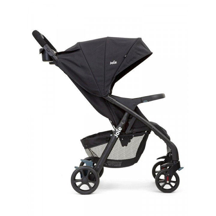 Η φωτογραφία δείχνει Ένα πολυτελές καρότσι που κινείται πανεύκολα και κλείνει με το ένα χέρι! Αυτόματο κλείσιμο και χειροκίνητο κλείδωμα που λειτουργούν με το ένα χέριΚατάλληλο από νεογέννητο καθώς διαθέτει πλήρη ανάκλησηΣυνδυάζεται ιδανικά με το κάθισμα αυτοκινήτου Juva χωρίς να απαιτούνται αν