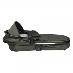 Η φωτογραφία δείχνει Ένα καινούργιο πολυκαρότσι που ήρθε για να σας συνεπάρει τόσο με τον κομψό σχεδιασμό του όσο και την πολυλειτουργικότητά του.