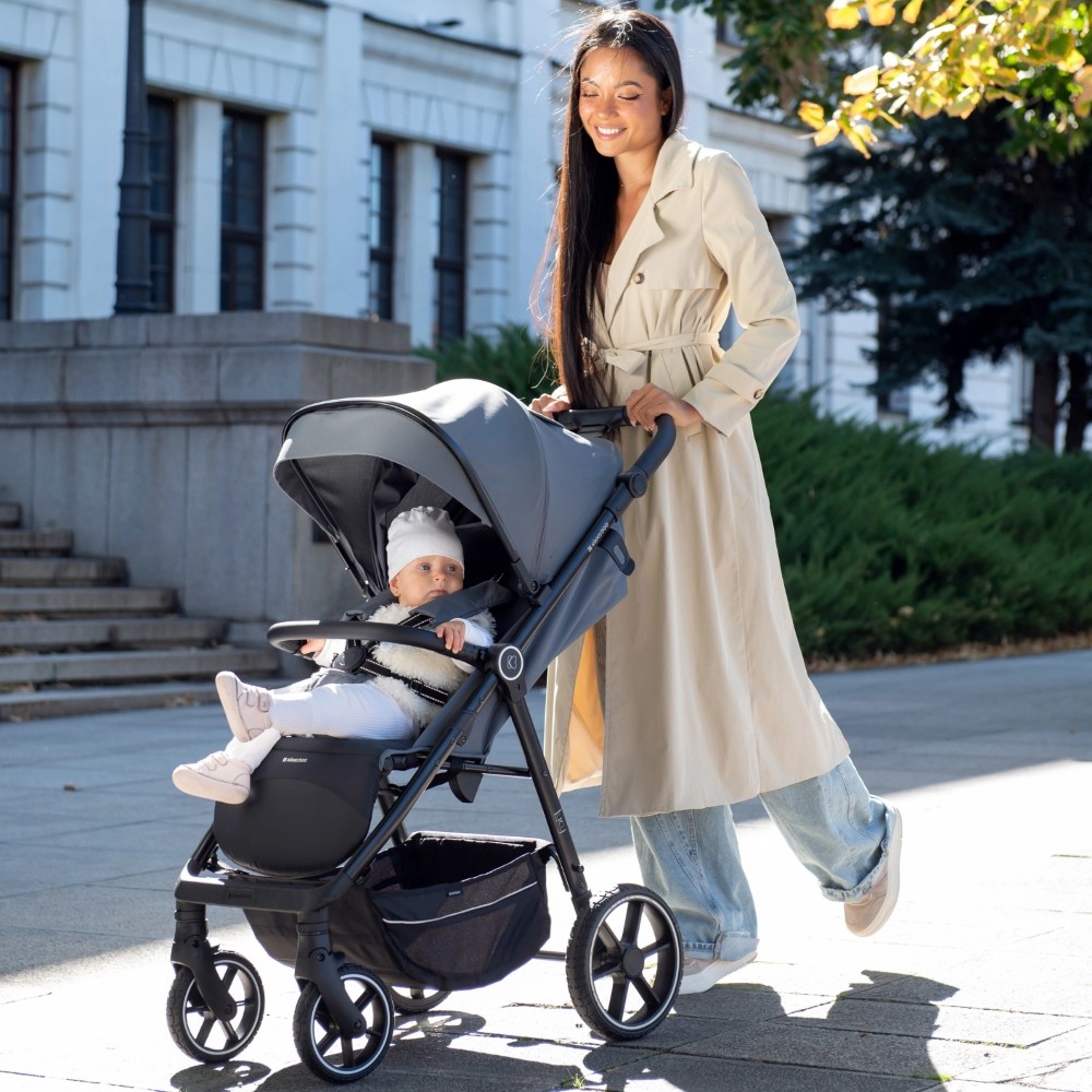 Η φωτογραφία δείχνει Καρότσι βόλτας της εταιρείας Kikka Boo.