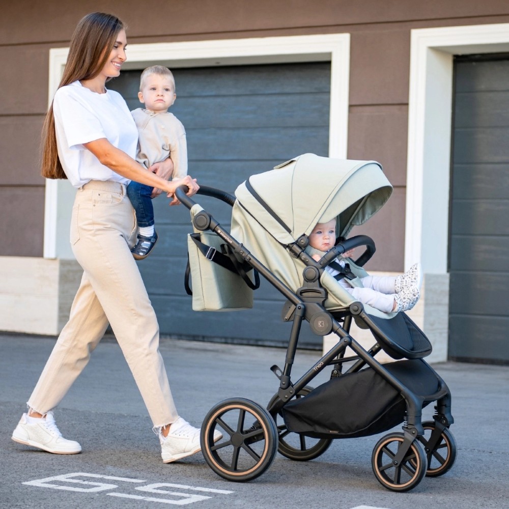 Πολυκαρότσι της εταιρείας Kikka Boo.