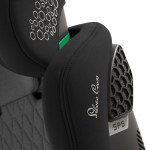 Η φωτογραφία δείχνει Γνωρίστε το Motion 2 – τη δεύτερη γενιά του Motion All Size 360, που πέτυχε την υψηλότερη βαθμολογία σε όλες τις κατηγορίες παιδικών καθισμάτων από τον ανεξάρτητο οργανισμό δοκιμών ADAC.