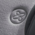 Η φωτογραφία δείχνει Γνωρίστε το Motion 2 – τη δεύτερη γενιά του Motion All Size 360, που πέτυχε την υψηλότερη βαθμολογία σε όλες τις κατηγορίες παιδικών καθισμάτων από τον ανεξάρτητο οργανισμό δοκιμών ADAC.