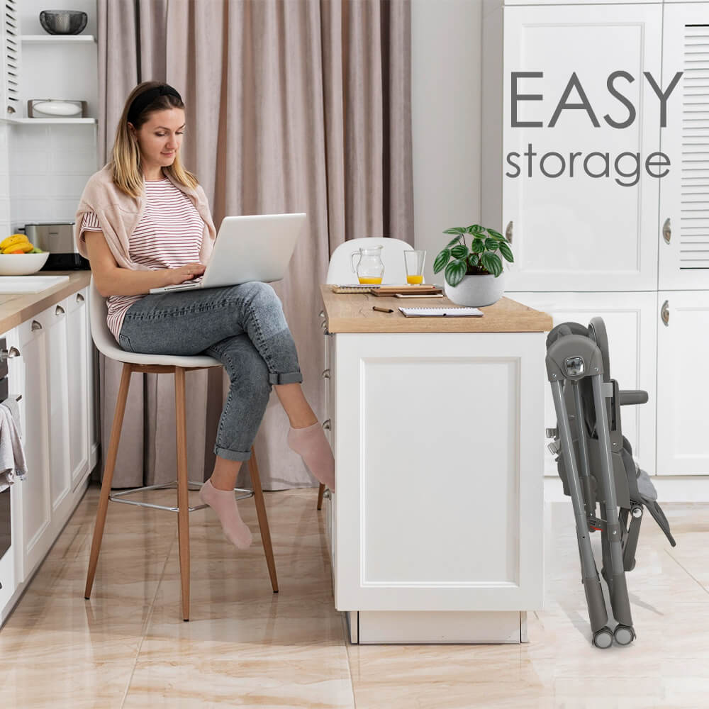 Η φωτογραφία δείχνει Το Nuovo 2 σε 1 της Bebe Stars&nbsp; είναι η ιδανική επιλογή για γονείς που αναζητούν ένα πολυλειτουργικό και ασφαλές προϊόν για τα μικρά τους, αποκτήστε το σήμερα και δώστε στο παιδί σας την άνεση που του αξίζει!Σχεδιασμένο για παιδιά ηλικίας από 6+ μηνών έως 15 κιλά για καρεκλ