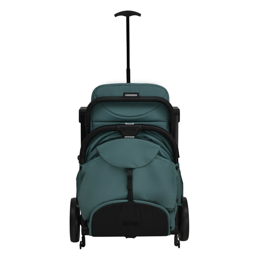 Το νέο καρότσι περιπάτου Easy της Bebe Stars, ήρθε για να κάνει την καθημερινότητα σας πιο εύκολη, αλλά πάντοτε με στυλ!Αφορά παιδάκια 0-48 μηνών ή μέχρι 22 κιλά.