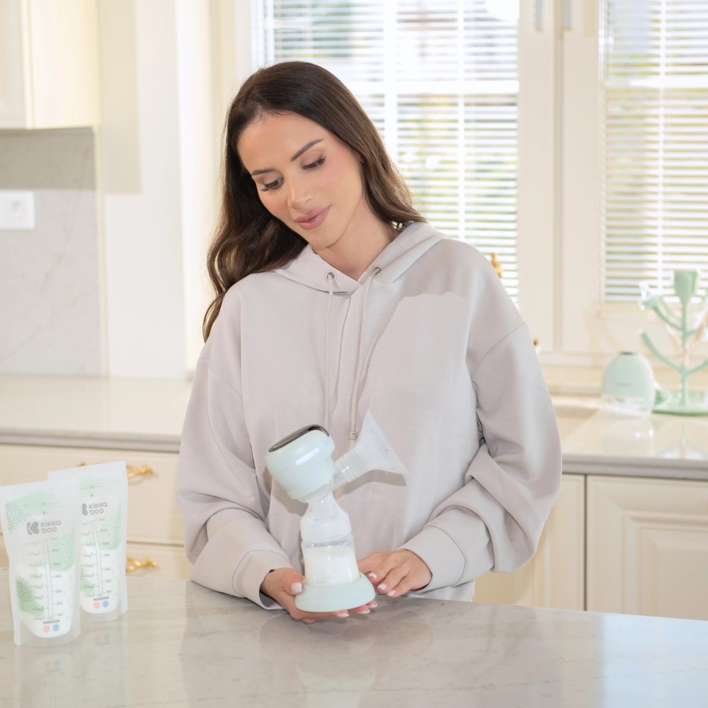 Ενσωματωμένο ηλεκτρικό θήλαστρο της εταιρείας Kikka Boo.