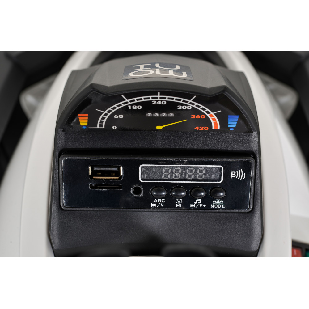 Παιδική ηλεκτροκίνητη γουρούνα της εταιρείας Cangaroo κατάλληλο για παιδιά ηλικίας 3 έως 8 ετών με μέγιστο βάρος 30 κιλάΠλαστικοί τροχοίΜε μουσικά εφέ και θύρα MP3/USBΔιακόπτης για κίνηση προς τα εμπρός/πίσωΜπαταρία - 1*12V7AhΔύο κινητήρες κίνησηςΔιαστάσεις:103.