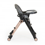 Η φωτογραφία δείχνει Το παιδικό καρεκλάκι Prime είναι μοναδικό με τη σταθερότητα, την ποιότητα και την άνεσή του.