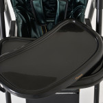 Το παιδικό καρεκλάκι Tiramisu μετατρέπεται σε κανονικό κάθισμα αποσπώντας το κάθισμα.