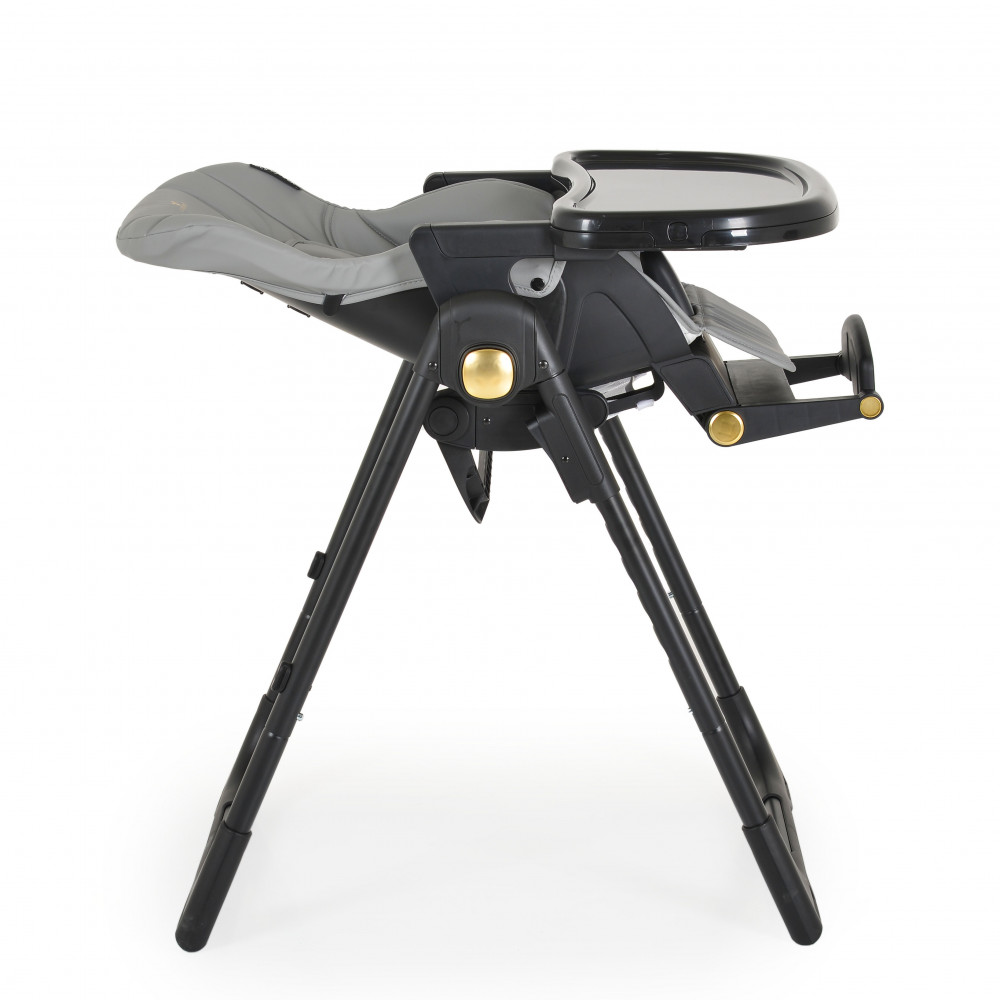 Η φωτογραφία δείχνει Το παιδικό καρεκλάκι Tiramisu μετατρέπεται σε κανονικό κάθισμα αποσπώντας το κάθισμα.