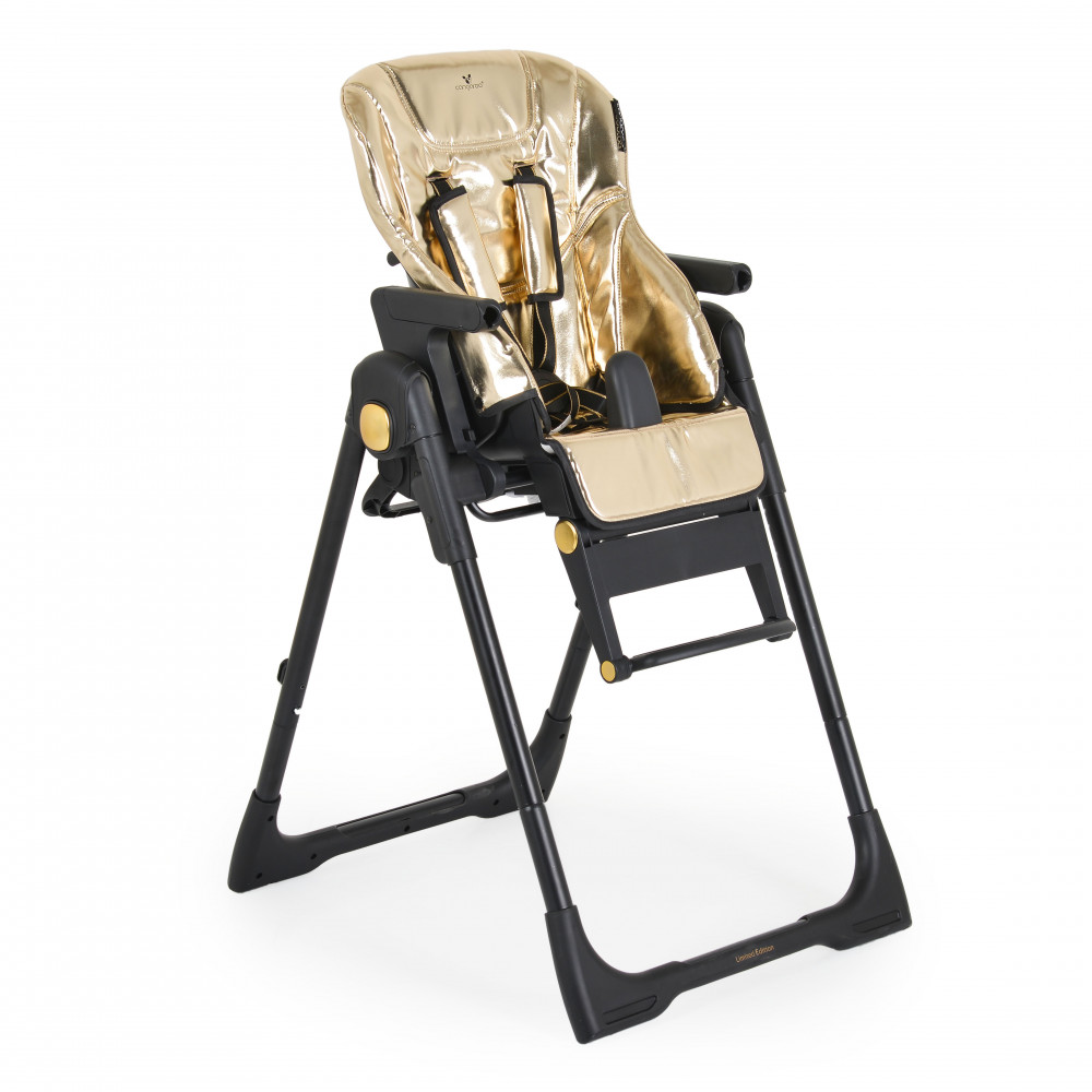 Η φωτογραφία δείχνει Το παιδικό καρεκλάκι Tiramisu μετατρέπεται σε κανονικό κάθισμα αποσπώντας το κάθισμα.