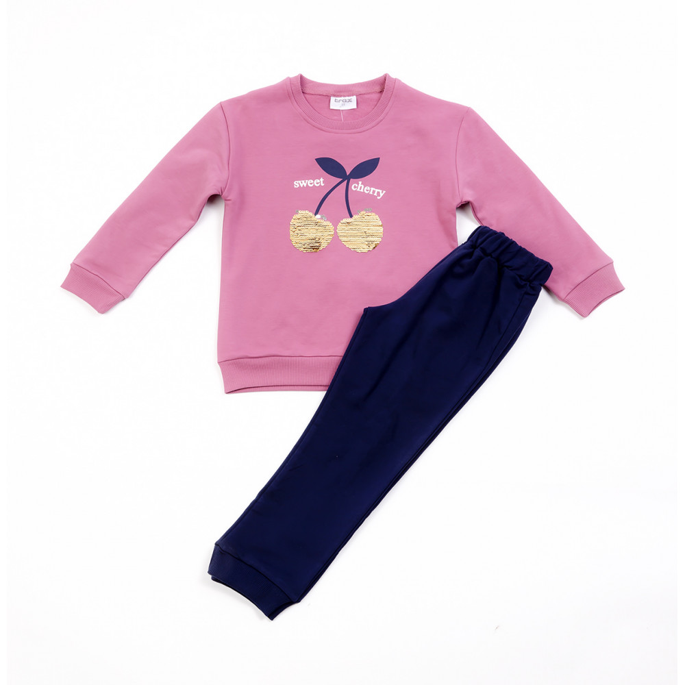 Παιδικό φούτερ&nbsp; σετ Trax για κορίτσιΑποτελείται από μακρυμάνικη φούτερ μπλούζα με&nbsp;όμορφο τύπωμα μπροστά με παγίετες, σε συνδυασμό με μονόχρωμο κολάνΠοιοτικά ρούχα από την Ελληνική Εταιρία Trax με απίστευτα ανθεκτικά υφάσματα και χρώματαΣύνθεση: 95%Cotton-5%Elastan