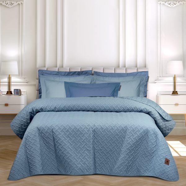 Η φωτογραφία δείχνει Ανάγλυφο κουβερλί Greenwich Polo Club της σειράς Essential από 100% microfibre.