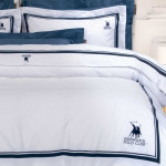 Σετ παπλωματοθήκη Greenwich Polo Club με κέντημα της σειράς Classic.