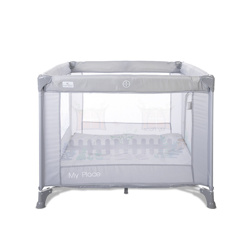 Η φωτογραφία δείχνει Παρκοκρέβατο της εταιρείας Lorelli κατάλληλο για βάρος εως και τα 15 κιλάΔιαθέτει λεπτό στρωματάκι παιχνιδιούΜε πλαϊνό άνοιγμα με φερμουάρ για εύκολη είσοδο και έξοδο του παιδιούΑναδιπλούμενο σε συμπαγές μέγεθοςΜε σύστημα διπλώματος διπλής ασφαλείαςΕξαιρετικά εύκολο στη μεταφορά